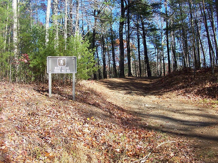 Wolf Ridge Trailhead